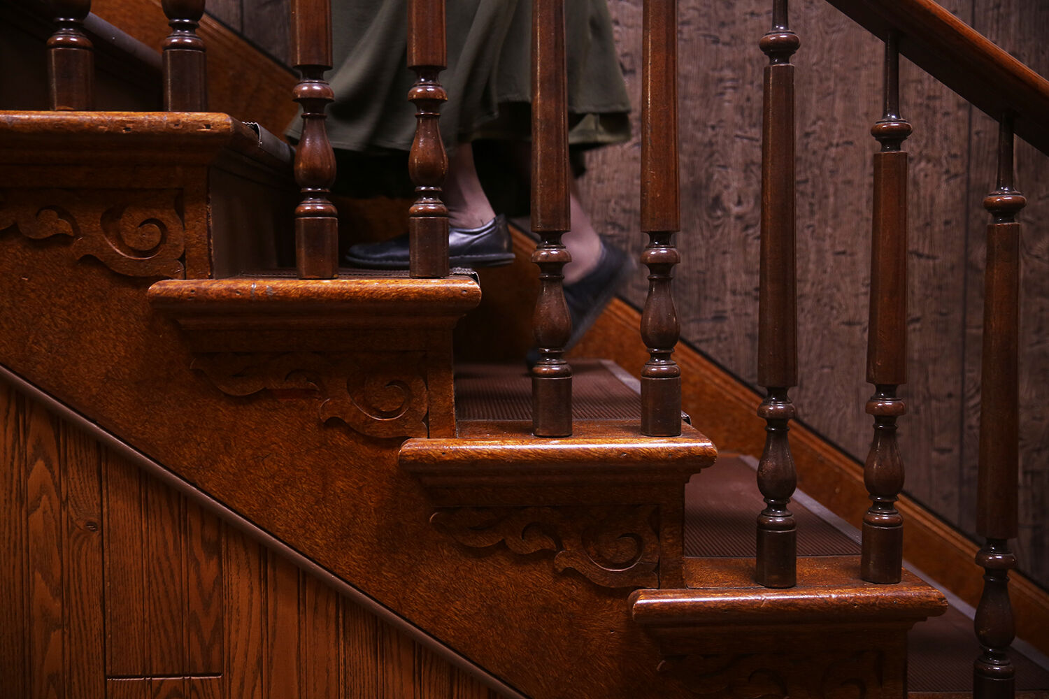 Vicki Edelman walks upstairs to deliver the results